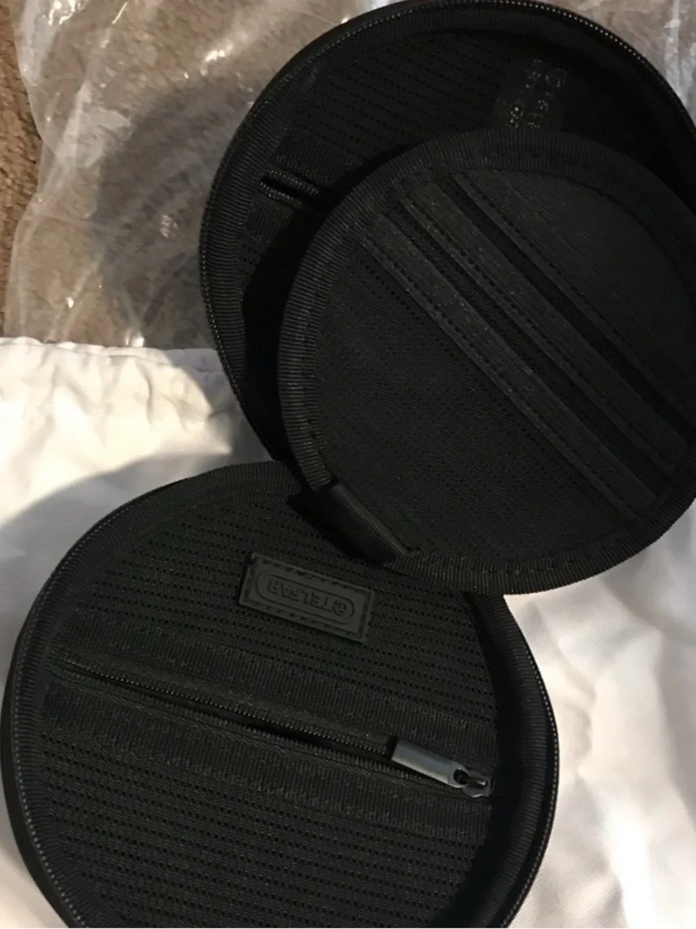 Like new Telfar Black Round Earbud Case with Detachable Strap - Picture 3 of 4